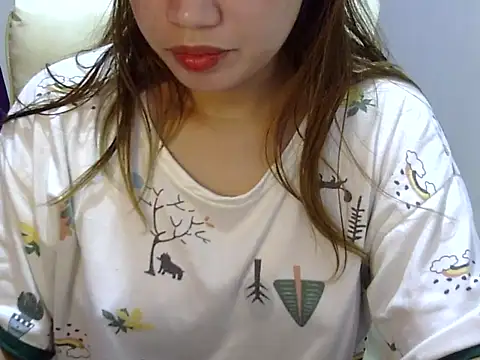    zurIII09  online show from 12-17-25, 08:08