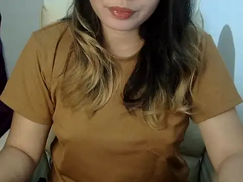    zurIII09  online show from 09-13-25, 10:59