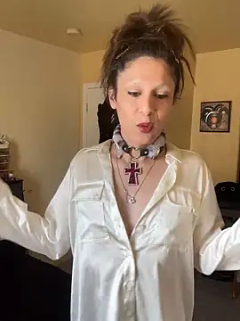 Snapshot of spoilbadkittynow chatting on 03-09-26, 04:10 spoilbadkittynow online show from 03-09-26, 04:10