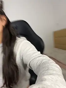 EmmaGrace1999 online show from 03-13-26, 01:54