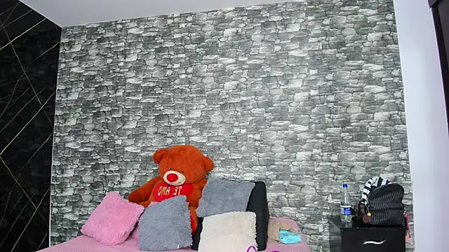 HeidyWillss online show from 09-19-25, 07:29