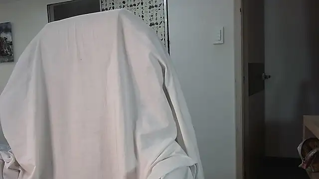 Snapshot of DanielaDuff chatting on 03-02-25, 03:30 DanielaDuff online show from 03-02-25, 03:30