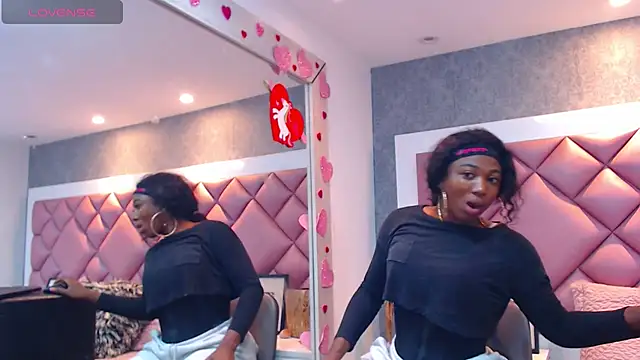 DanielaDuff online show from 11-05-25, 08:01