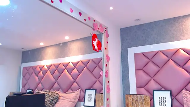 DanielaDuff online show from 11-06-25, 07:40