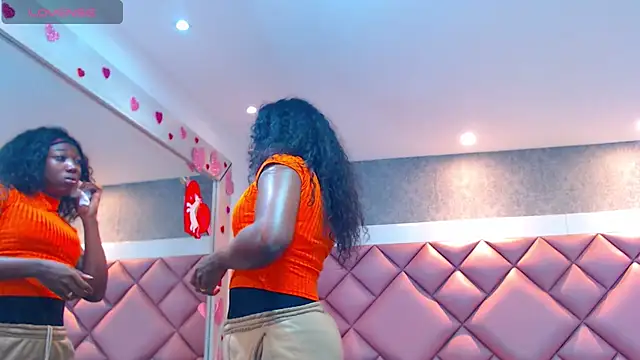 DanielaDuff online show from 11-18-25, 07:50