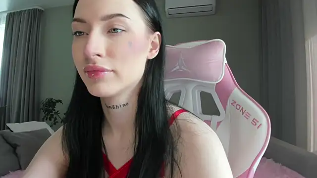 JenniferQueen11 online show from 09-09-25, 08:46