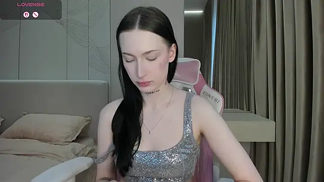 Snapshot of JenniferQueen11 chatting on 05-30-26, 11:16 JenniferQueen11 online show from 05-30-26, 11:16