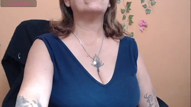 Hellensextits online show from 03-10-25, 09:18