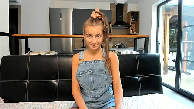 ElizSweet online show from 10-12-25, 11:33