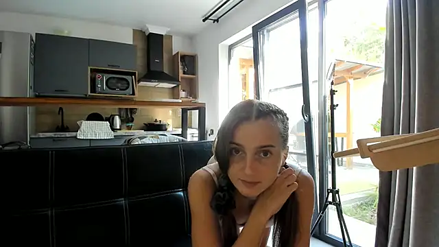 ElizSweet online show from 09-28-25, 12:01