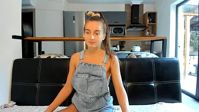 ElizSweet online show from 11-28-25, 11:43