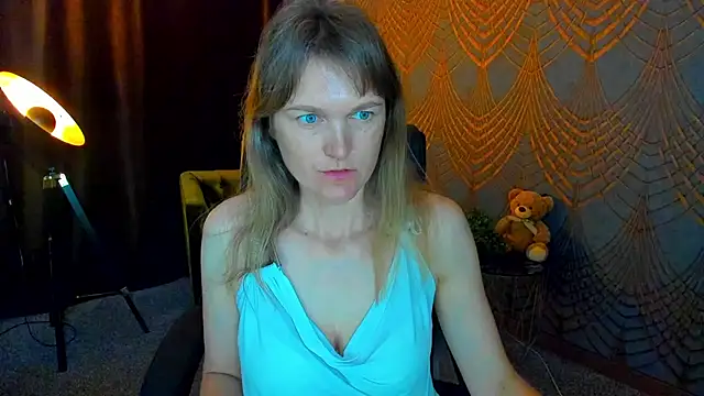 Snapshot of Anabell_xxx chatting on 06-20-26, 05:45 Anabell xxx online show from 06-20-26, 05:45