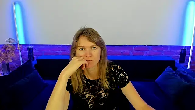 Anabell xxx online show from 10-13-25, 03:46