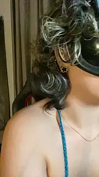 nenalayla online show from 12-18-25, 06:34