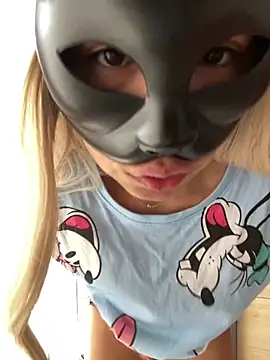 nenalayla online show from 03-14-25, 10:29