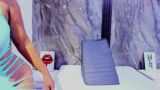 HellenJohansson online show from 12-05-25, 07:34