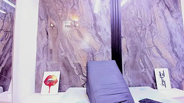 HellenJohansson online show from 04-05-26, 07:20