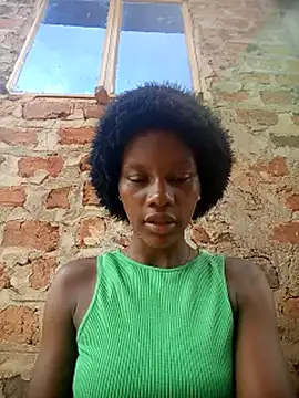 Snapshot of Petite_li chatting on 12-04-25, 11:20 Petite li online show from 12-04-25, 11:20