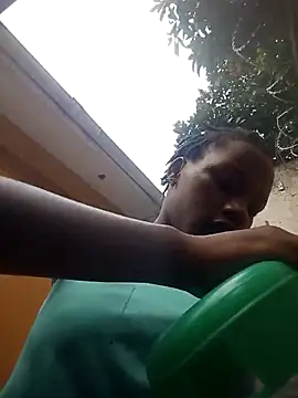 Snapshot of Petite_li chatting on 02-26-26, 05:29 Petite li online show from 02-26-26, 05:29