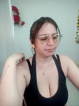 lorenitabella online show from 03-24-26, 09:04