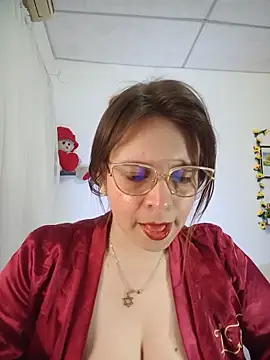 lorenitabella online show from 06-16-26, 08:58