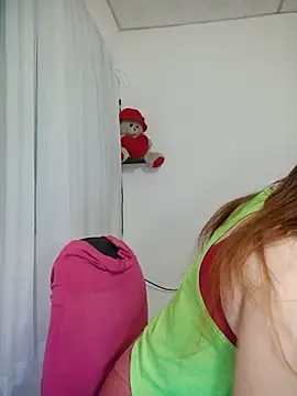 lorenitabella online show from 06-24-26, 08:57