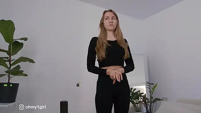 Fallinlove1 online show from 02-10-26, 12:26