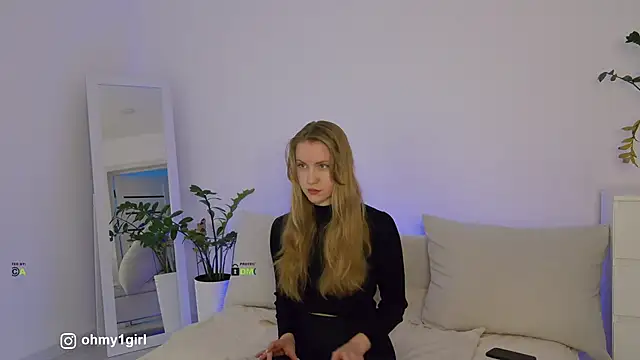 Fallinlove1 online show from 02-25-26, 03:34