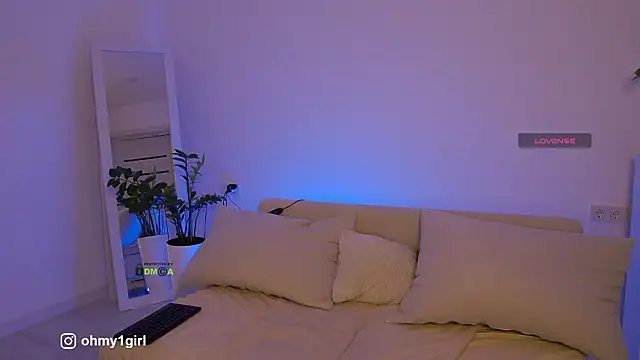 Fallinlove1 online show from 02-03-26, 03:50