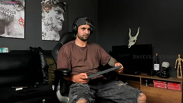 Davevilboy online show from 12-04-24, 04:21