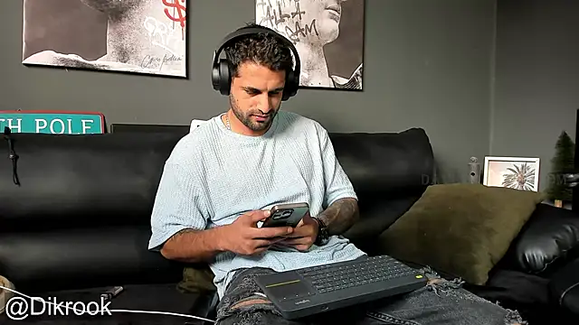 Davevilboy online show from 12-02-24, 04:59