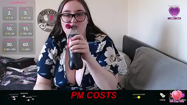 Snapshot of Rebecca_Summer chatting on 09-18-25, 03:48 Rebecca Summer online show from 09-18-25, 03:48