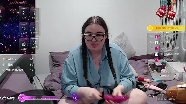 Snapshot of Rebecca_Summer chatting on 02-18-25, 09:09 Rebecca Summer online show from 02-18-25, 09:09