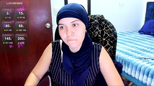 MatchedEyebrow online show from 06-25-26, 10:15