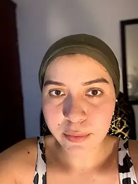 MatchedEyebrow online show from 04-08-26, 10:22