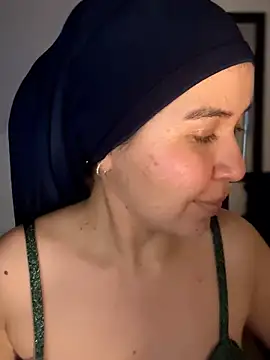 MatchedEyebrow online show from 03-25-26, 06:40