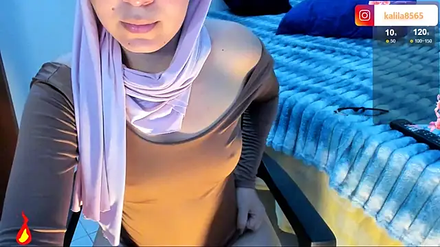 MatchedEyebrow online show from 03-12-26, 09:08