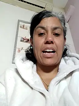 Snapshot of Molly_newman6 chatting on 02-22-26, 07:37 Molly newman6 online show from 02-22-26, 07:37