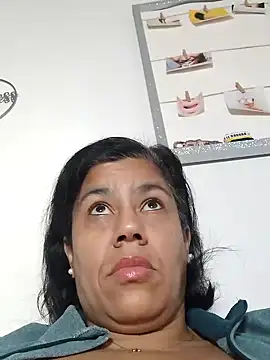 Molly newman6 online show from 01-14-26, 05:33