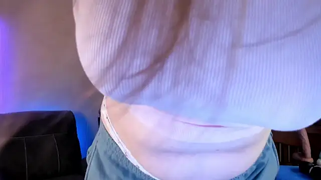 Kelly Carolina online show from 12-04-25, 12:15