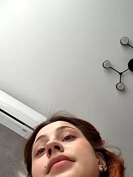 Camilla Railian online show from 10-27-25, 06:58