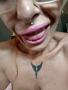 FrozenWaffle online show from 12-03-25, 02:38