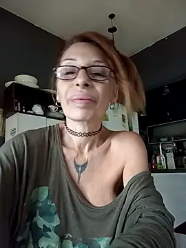 FrozenWaffle online show from 04-07-26, 04:20