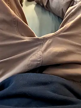 MrandMrsHaze online show from 12-17-25, 03:50