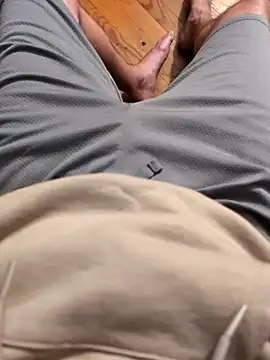 MrandMrsHaze online show from 11-16-25, 05:12