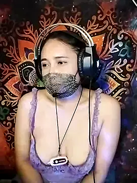 Snapshot of _Shimmerlyn_ chatting on 03-11-25, 07:47 Shimmerlyn online show from 03-11-25, 07:47