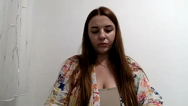 Snapshot of honeygirl26 chatting on 09-20-25, 01:38 honeygirl26 online show from 09-20-25, 01:38