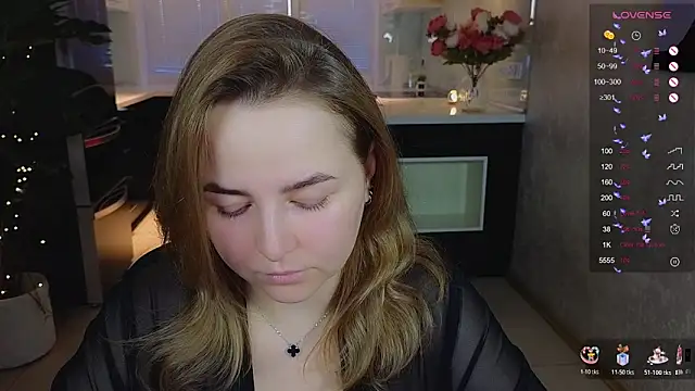 Snapshot of Mira_Mermayd chatting on 02-13-26, 01:49 Mira Mermayd online show from 02-13-26, 01:49