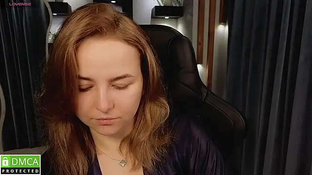 Snapshot of Mira_Mermayd chatting on 11-22-25, 01:15 Mira Mermayd online show from 11-22-25, 01:15