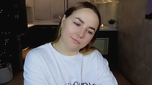 Snapshot of Mira_Mermayd chatting on 02-08-26, 01:25 Mira Mermayd online show from 02-08-26, 01:25